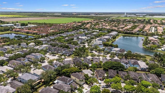 357 NE 35th Ter, Homestead, FL 33033