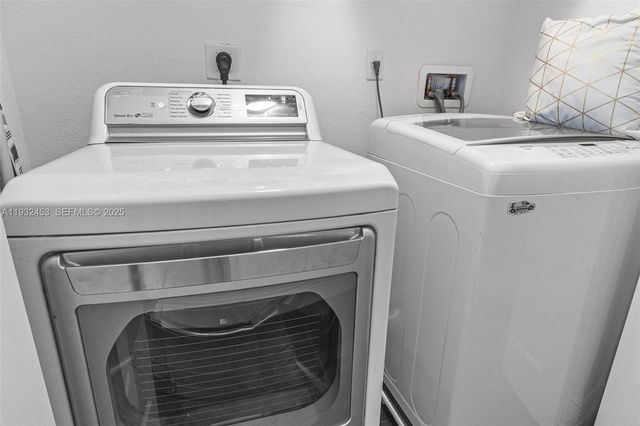 357 NE 35th Ter, Homestead, FL 33033