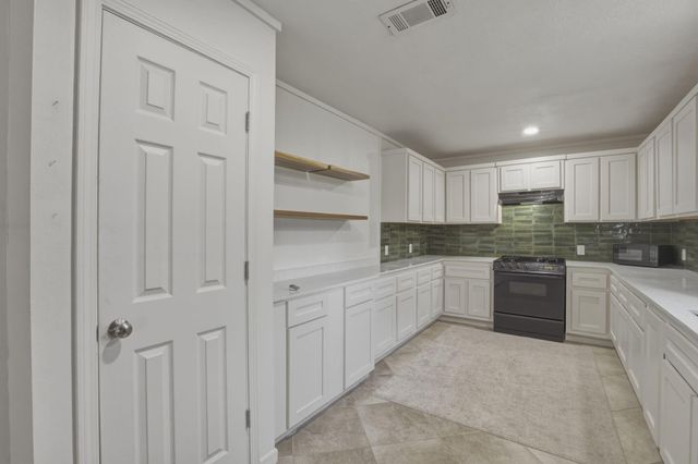 9510 Shepherd Drive, Beaumont, TX 77707