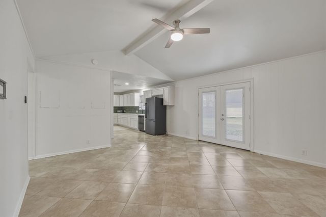 9510 Shepherd Drive, Beaumont, TX 77707