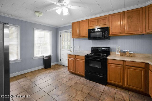 404 N 18th Avenue, Hattiesburg, MS 39401