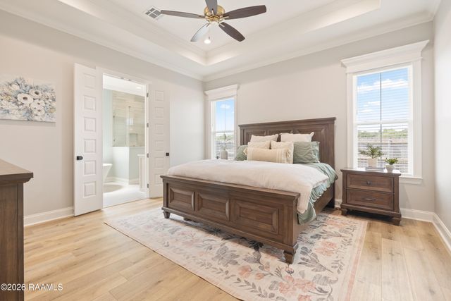 105 Queen Palm Circle, Broussard, LA 70518