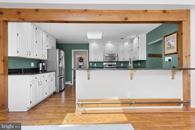 292 OLD STATE RD, Berwyn, PA 19312