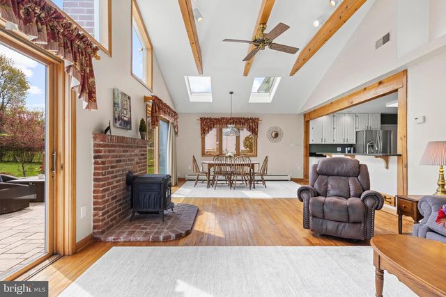 292 OLD STATE RD, Berwyn, PA 19312