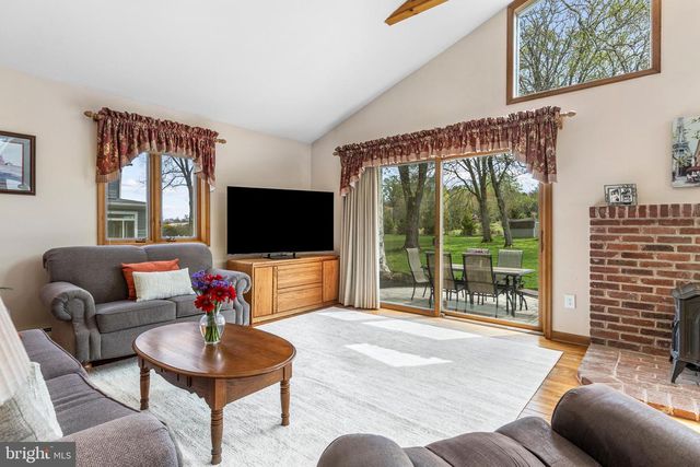 292 OLD STATE RD, Berwyn, PA 19312