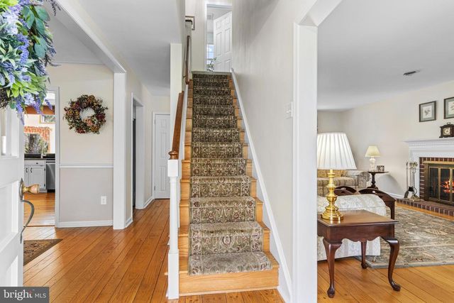292 OLD STATE RD, Berwyn, PA 19312