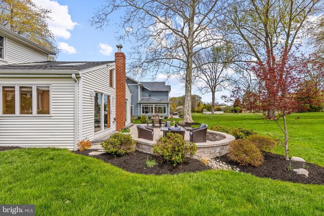 292 OLD STATE RD, Berwyn, PA 19312