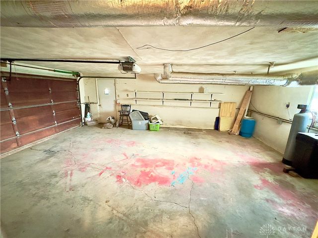 1359 Fudge Drive, Beavercreek, OH 45434