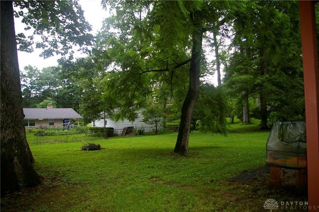 1359 Fudge Drive, Beavercreek, OH 45434