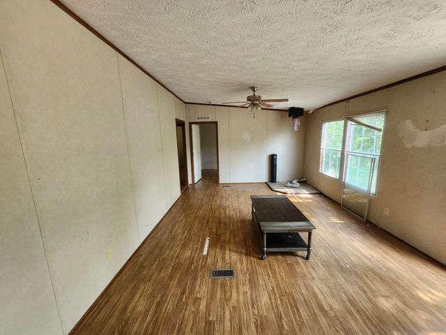 2268 Severs Road, Seymour, MO 65746
