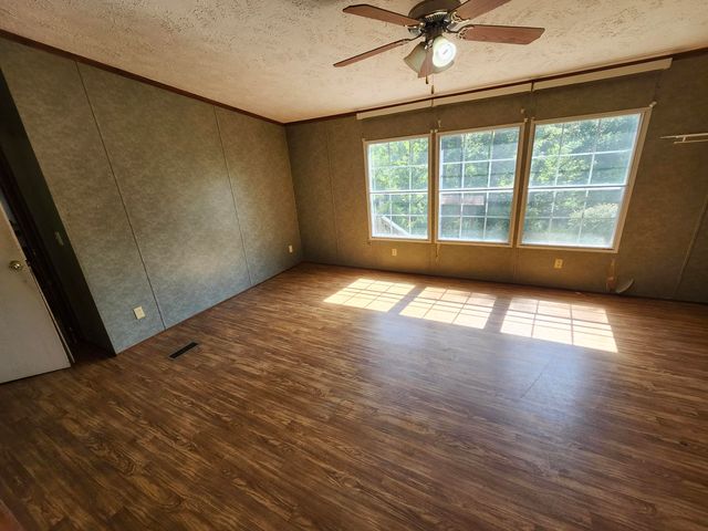 2268 Severs Road, Seymour, MO 65746