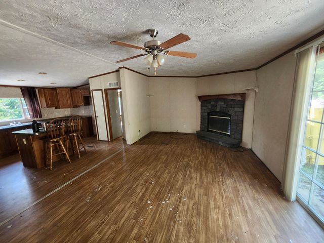 2268 Severs Road, Seymour, MO 65746
