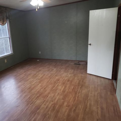2268 Severs Road, Seymour, MO 65746