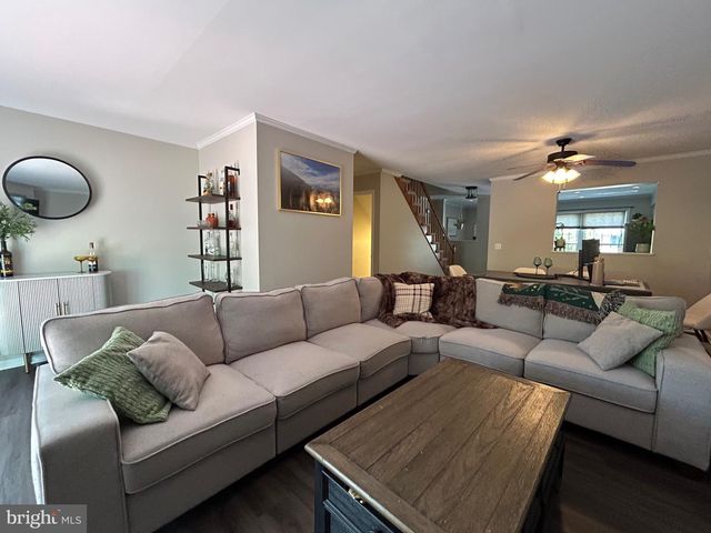 4876 WEATHERHILL DR, Wilmington, DE 19808