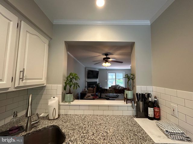 4876 WEATHERHILL DR, Wilmington, DE 19808