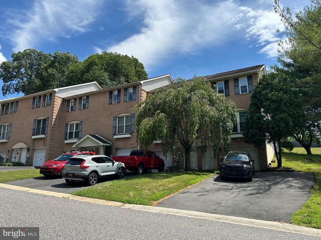 4876 WEATHERHILL DR, Wilmington, DE 19808