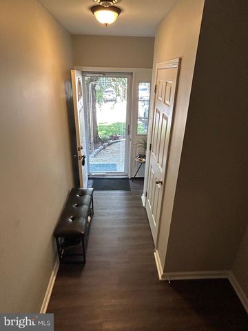 4876 WEATHERHILL DR, Wilmington, DE 19808