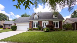 2611 Kennersley Dr, Louisville, KY 40242