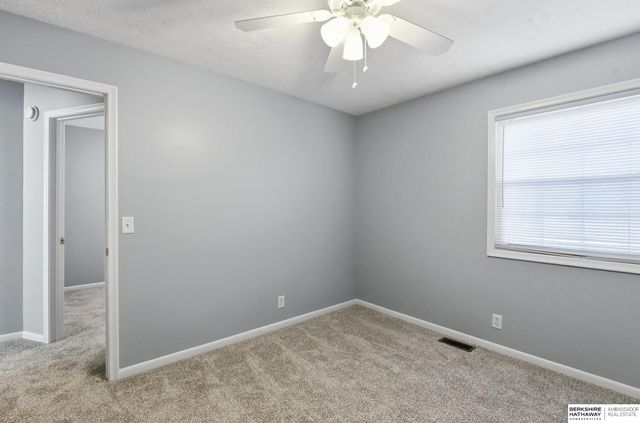 5180 S 147th Circle, Omaha, NE 68137