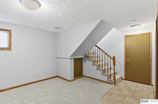 5180 S 147th Circle, Omaha, NE 68137