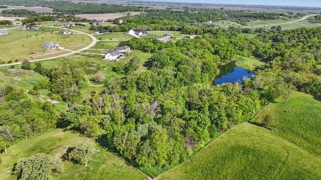 1804 Millstream Court, Winterset, IA 50273