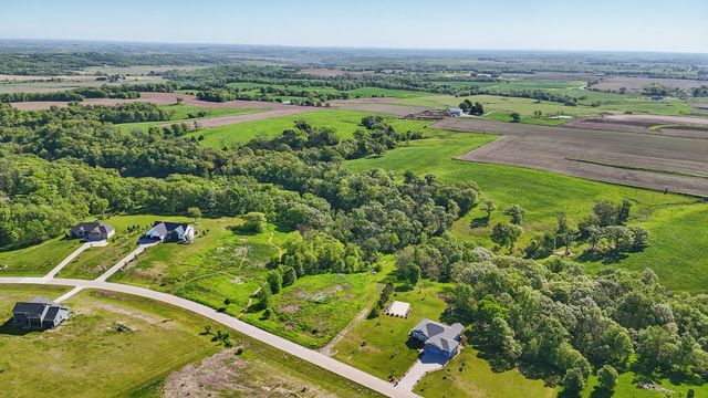 1804 Millstream Court, Winterset, IA 50273