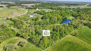 1804 Millstream Court, Winterset, IA 50273