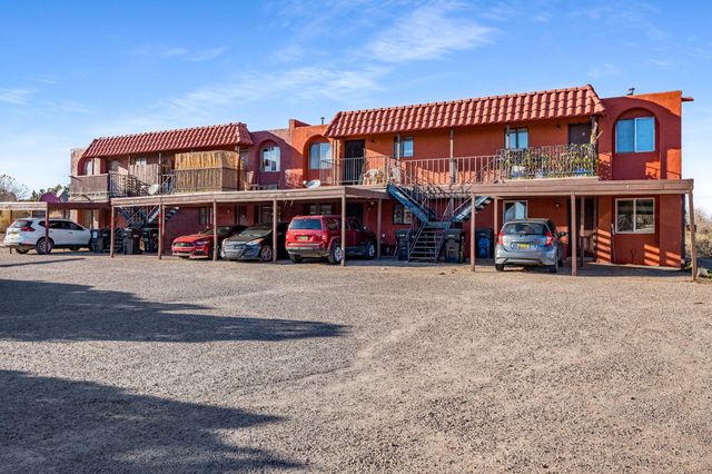 75 Darlene Road SE, Rio Rancho, NM 87124