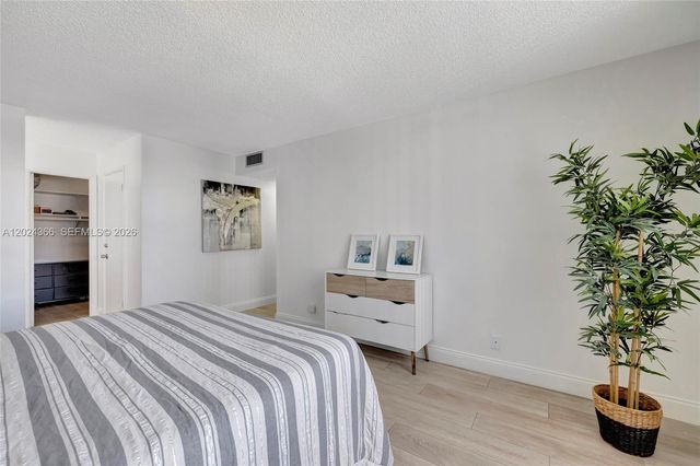 3015 N Ocean Blvd 6A, Fort Lauderdale, FL 33308
