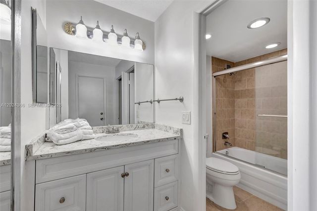 3015 N Ocean Blvd 6A, Fort Lauderdale, FL 33308