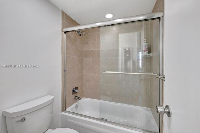3015 N Ocean Blvd 6A, Fort Lauderdale, FL 33308