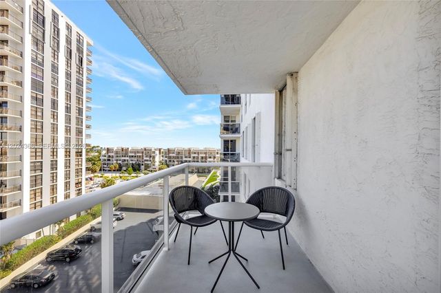 3015 N Ocean Blvd 6A, Fort Lauderdale, FL 33308