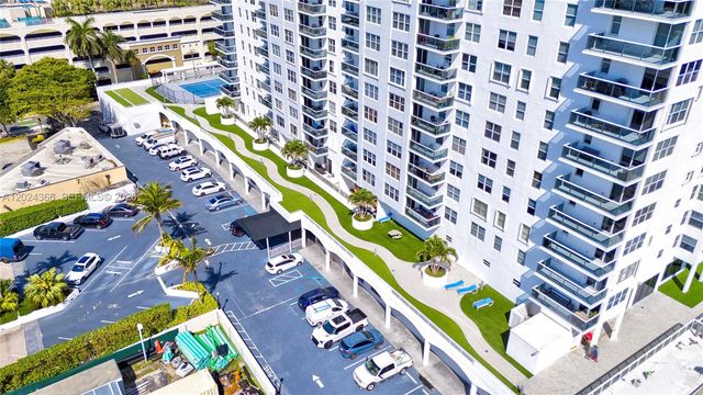 3015 N Ocean Blvd 6A, Fort Lauderdale, FL 33308