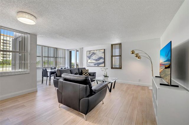 3015 N Ocean Blvd 6A, Fort Lauderdale, FL 33308