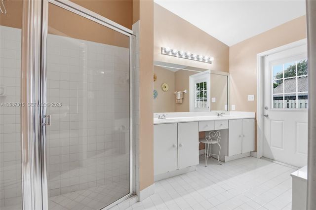 5346 NW 99th Way, Coral Springs, FL 33076