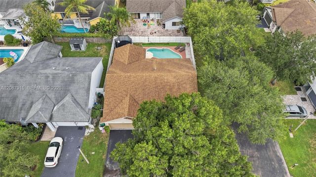 5346 NW 99th Way, Coral Springs, FL 33076