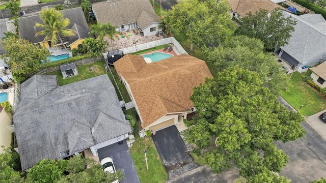 5346 NW 99th Way, Coral Springs, FL 33076
