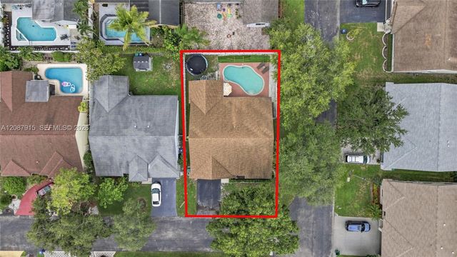 5346 NW 99th Way, Coral Springs, FL 33076