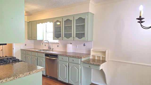13361 E 32nd Place, Tulsa, OK 74134
