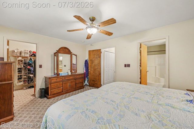 400 Juliet Drive, Almont Village, MI 48003