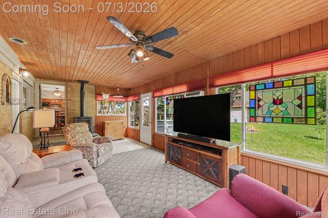 400 Juliet Drive, Almont Village, MI 48003