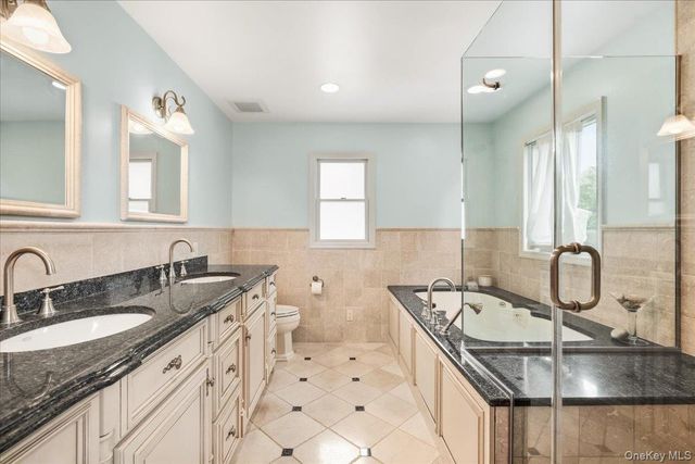 30 Astor Place, Williston Park, NY 11596