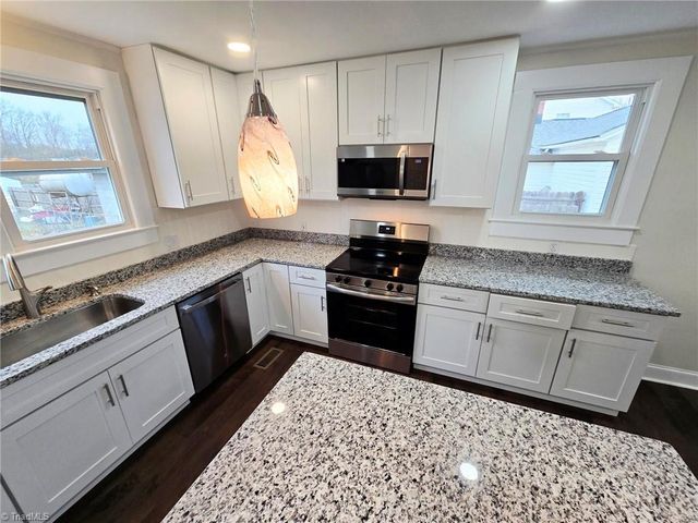 2508 Ossipee Front Street, Elon, NC 27244