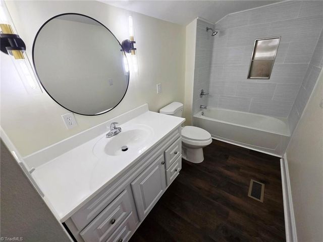 2508 Ossipee Front Street, Elon, NC 27244