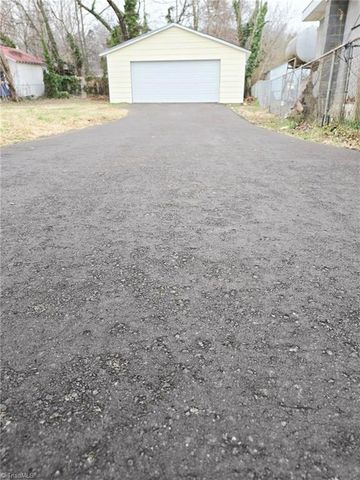 2508 Ossipee Front Street, Elon, NC 27244