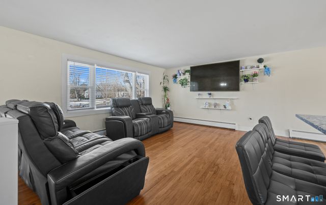 18 Crestwood Trail, East Hartford, CT 06118