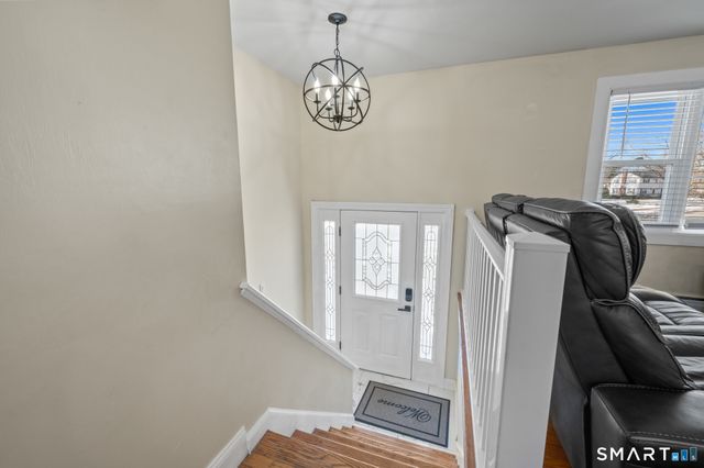 18 Crestwood Trail, East Hartford, CT 06118