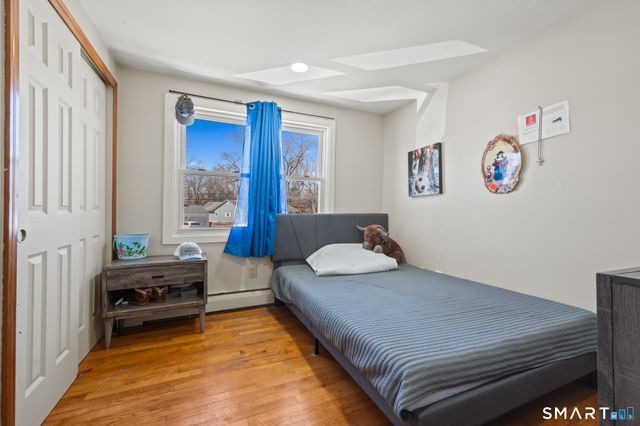 18 Crestwood Trail, East Hartford, CT 06118