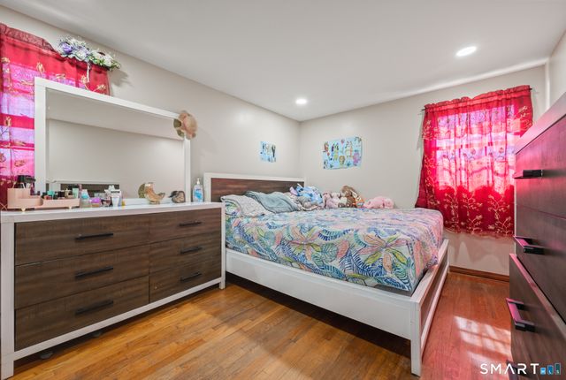 18 Crestwood Trail, East Hartford, CT 06118