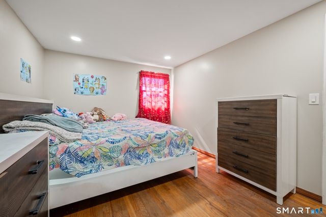 18 Crestwood Trail, East Hartford, CT 06118